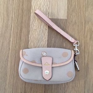 Dooney & Bourke Bubble Pattern Tan Wristlet